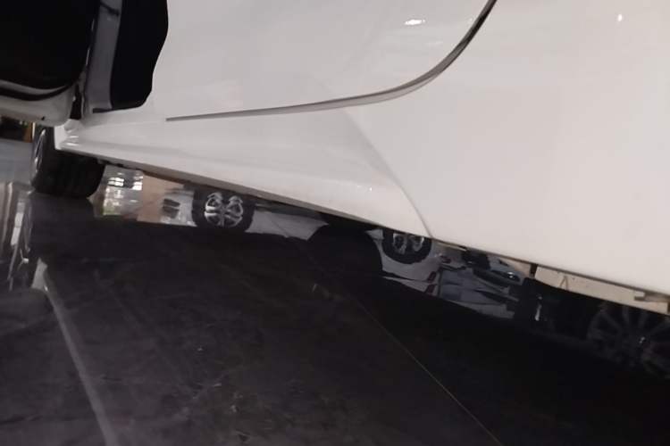 Used Toyota Levin 2023 185T CVT Luxury Edition Left Side Sill
