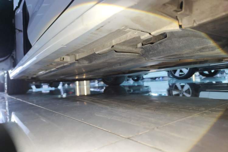 Used Toyota Levin 2023 2.0L Luxury Edition Left Side Sill