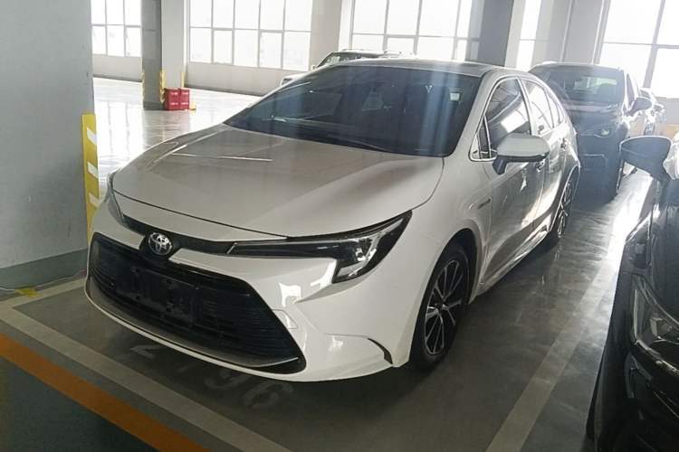 Used Toyota Levin 2023 Smart Electric Hybrid Dual-Engine 1.8L Luxury Edition Guazi used car, China used car export, Used car for sale, Used  cars, Cheapest cars for sale