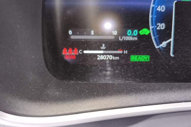 Used Toyota Levin 2023 Smart Electric Hybrid Dual-Engine 1.8L Sport Edition Odometer Close Up