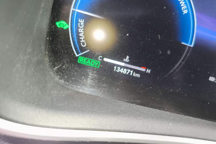 Used Toyota Levin 2023 Smart Electric Hybrid Dual-Engine 1.8L Luxury Edition Odometer Close Up