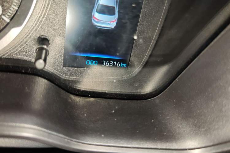 Used Toyota Levin 2023 185T CVT Sport Edition Odometer Close Up