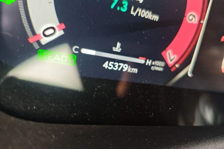 Used Toyota Levin 2023 Smart Electric Hybrid Dual-Engine 1.8L Luxury Edition Odometer Close Up