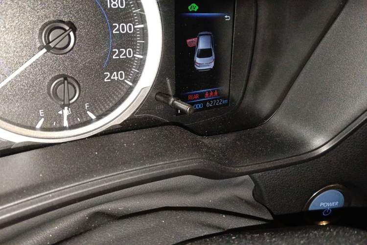 Used Toyota Levin 2023 Smart Electric Hybrid Dual-Engine 1.8L Sport Edition Odometer Close Up