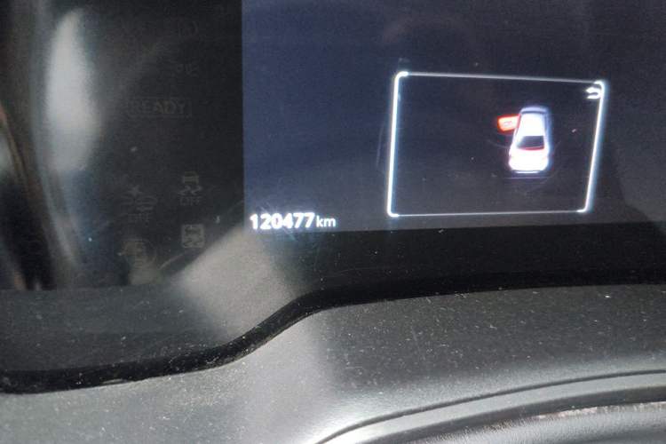 Used Toyota Levin 2023 Smart Electric Hybrid Dual-Engine 1.8L Leading Edition Odometer Close Up
