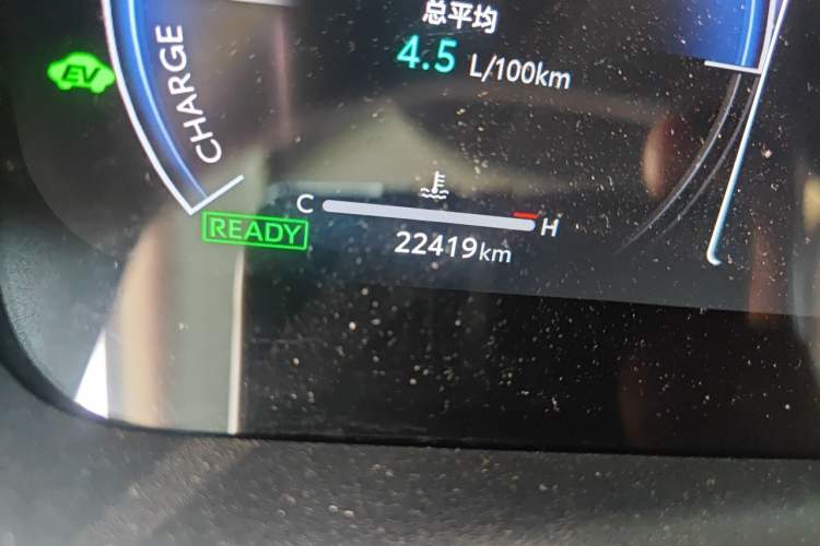 Used Toyota Levin 2023 Smart Electric Hybrid Dual-Engine 1.8L Luxury Edition Odometer Close Up