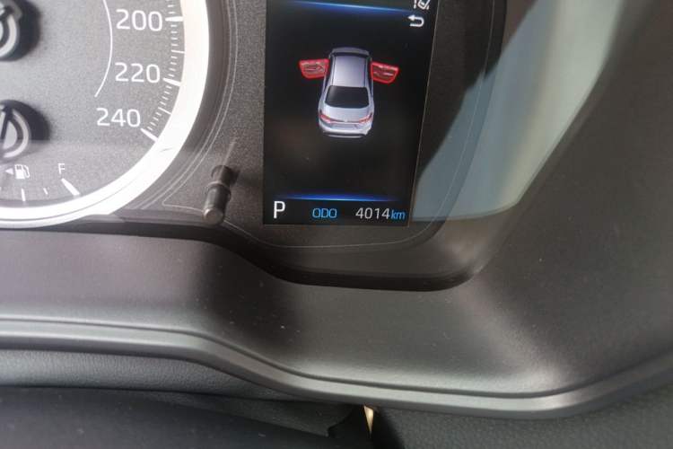 Used Toyota Levin 2023 185T CVT Luxury Edition Odometer Close Up