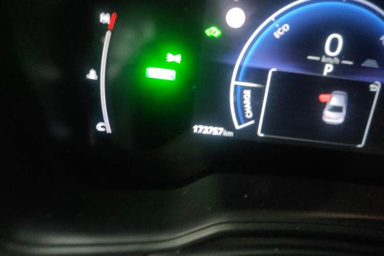 Used Toyota Levin 2023 Smart Electric Hybrid Dual-Engine 1.8L Leading Edition Odometer Close Up