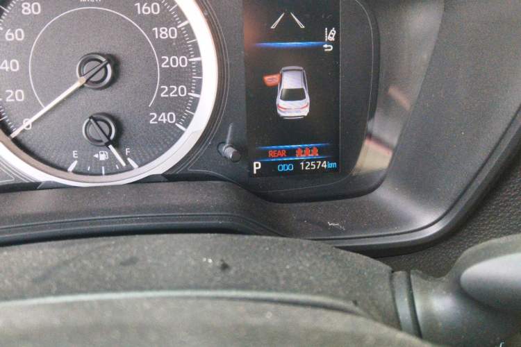 Used Toyota Levin 2023 185T CVT Luxury Edition Odometer Close Up
