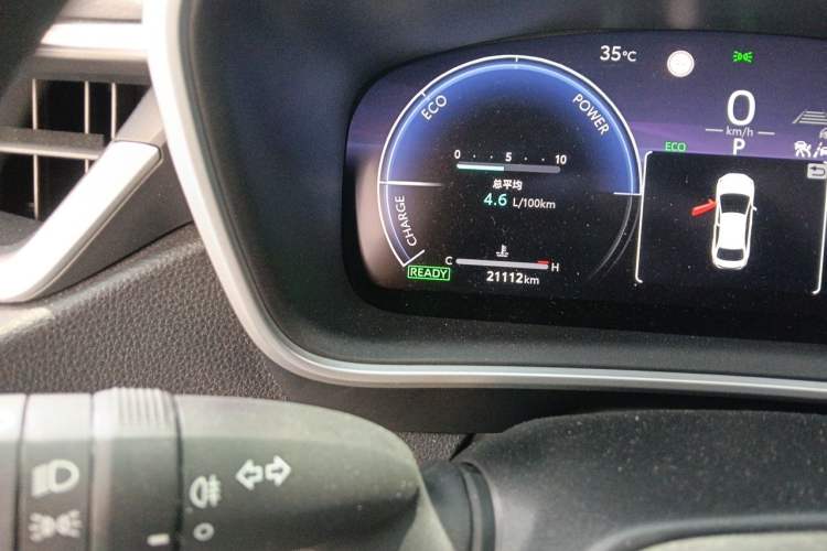 Used Toyota Levin 2023 Smart Electric Hybrid Dual-Engine 1.8L Luxury Edition Odometer Close Up