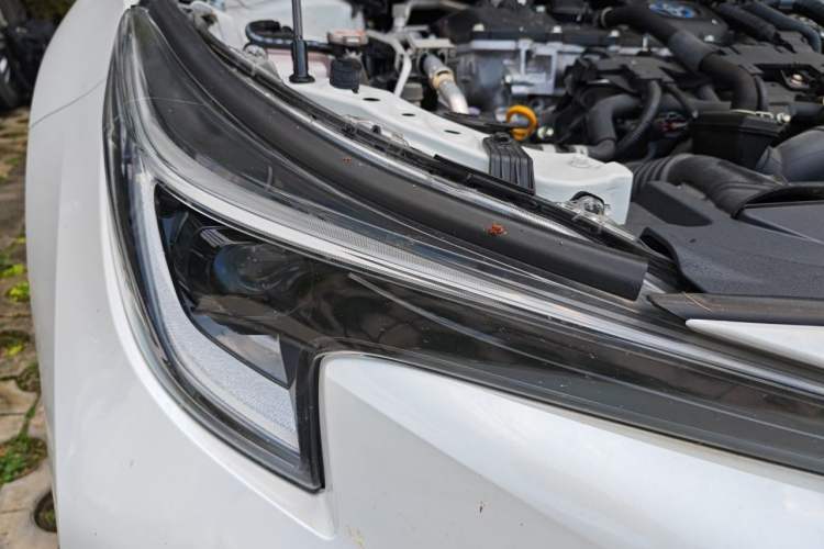 Used Toyota Levin 2023 Smart Electric Hybrid Dual-Engine 1.8L Sport Edition Right Front Headlight