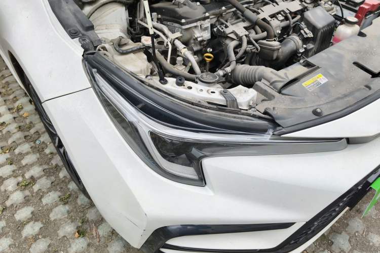 Used Toyota Levin 2023 Smart Electric Hybrid Dual-Engine 1.8L Sport Edition Right Front Headlight