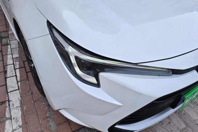Used Toyota Levin 2023 Smart Electric Hybrid Dual-Engine 1.8L Luxury Edition Right Front Headlight