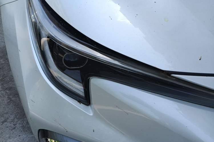Used Toyota Levin 2023 Revised Version 2.0L Luxury Edition Right Front Headlight