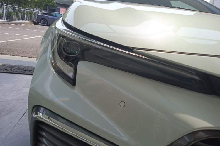Used Toyota Levin 2023 Revised Version 2.0L Luxury Edition Right Front Headlight