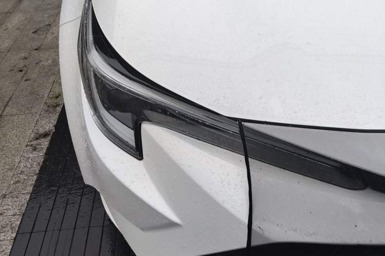 Used Toyota Levin 2023 Smart Electric Hybrid Dual-Engine 1.8L Luxury Edition Right Front Headlight