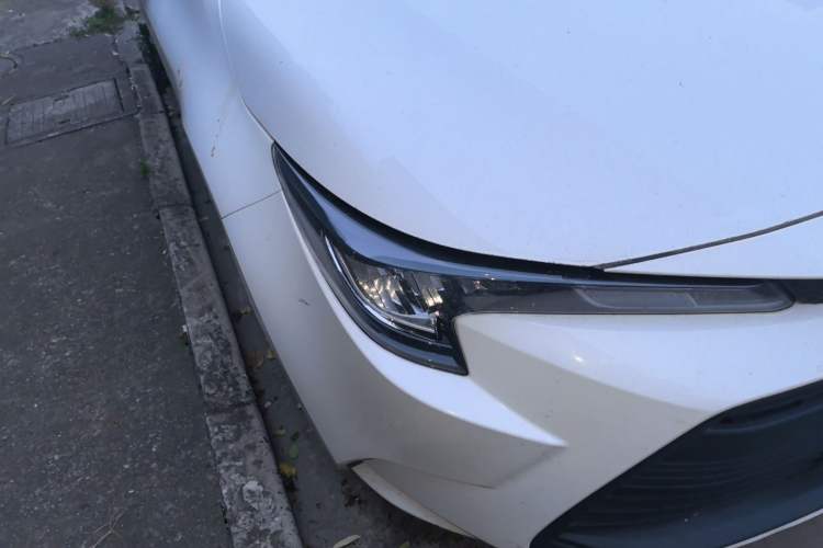 Used Toyota Levin 2023 Smart Electric Hybrid Dual-Engine 1.8L Leading Edition Right Front Headlight