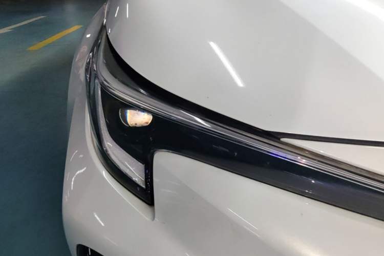 Used Toyota Levin 2023 Smart Electric Hybrid Dual-Engine 1.8L Sport Edition Right Front Headlight
