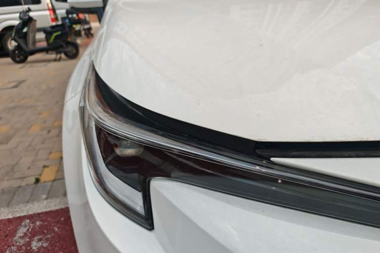 Used Toyota Levin 2023 Smart Electric Hybrid Dual-Engine 1.8L Luxury Edition Right Front Headlight