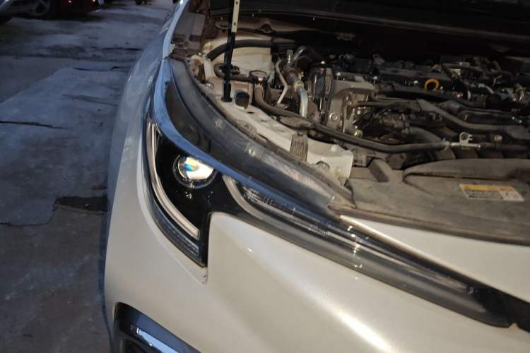 Used Toyota Levin 2023 2.0L Luxury Edition Right Front Headlight