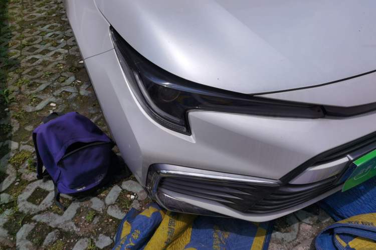 Used Toyota Levin 2023 2.0L Luxury Edition Right Front Headlight