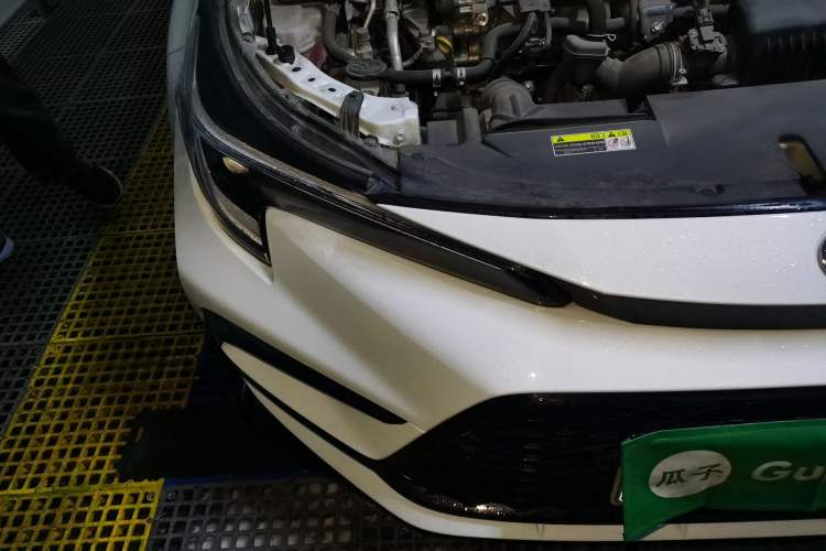 Used Toyota Levin 2023 Smart Electric Hybrid Dual-Engine 1.8L Sport Edition Right Front Headlight