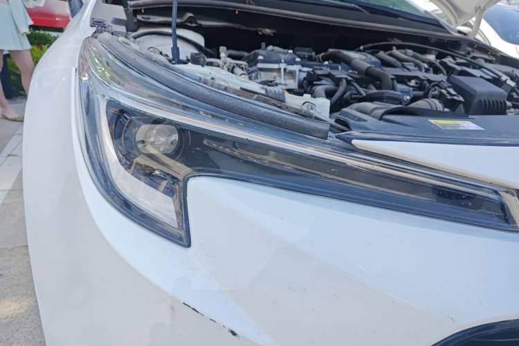 Used Toyota Levin 2023 Smart Electric Hybrid Dual-Engine 1.8L Luxury Edition Right Front Headlight