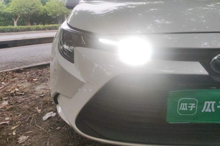 Used Toyota Levin 2023 Smart Electric Hybrid Dual-Engine 1.8L Leading Edition Right Front Headlight