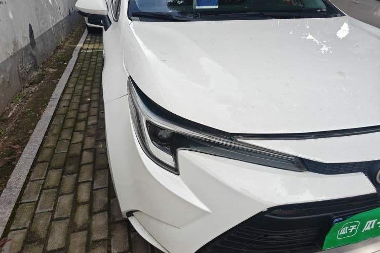 Used Toyota Levin 2023 Smart Electric Hybrid Dual-Engine 1.8L Luxury Edition Right Front Headlight