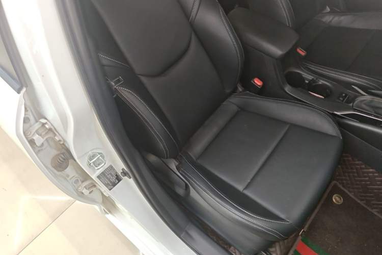 Used Toyota Levin 2023 Smart Electric Hybrid Dual-Engine 1.8L Leading Edition Right Front Seat