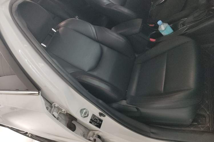 Used Toyota Levin 2023 Smart Electric Hybrid Dual-Engine 1.8L Leading Edition Right Front Seat