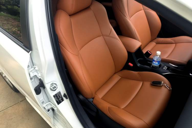Used Toyota Levin 2023 185T CVT Luxury Edition Right Front Seat