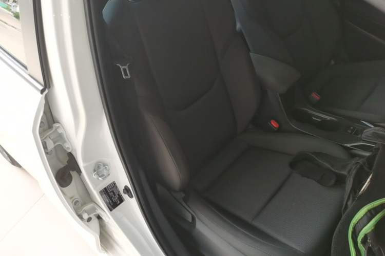 Used Toyota Levin 2023 Smart Electric Hybrid Dual-Engine 1.8L Leading Edition Right Front Seat