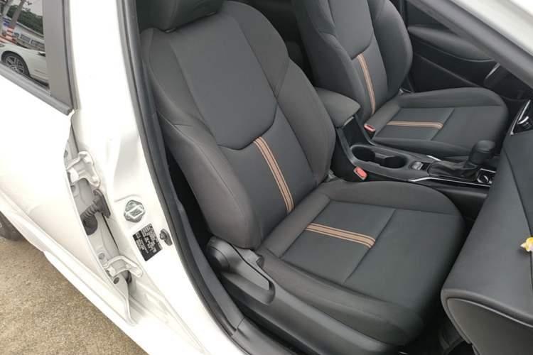 Used Toyota Levin 2023 Smart Electric Hybrid Dual-Engine 1.8L Luxury Edition Right Front Seat