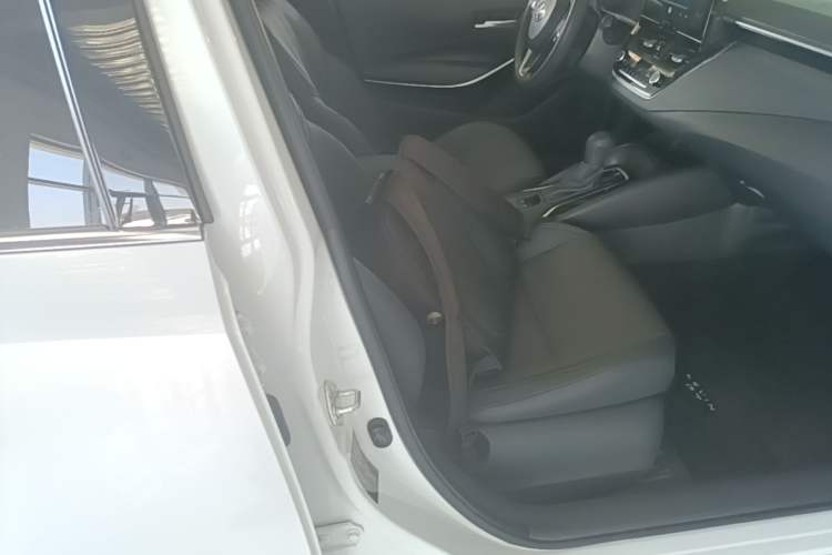 Used Toyota Levin 2023 Revised Version 2.0L Luxury Edition Right Front Seat
