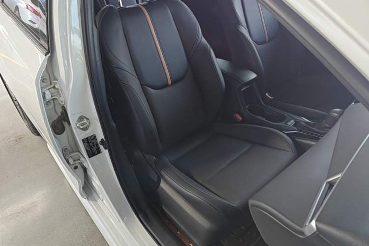 Used Toyota Levin 2023 Revised Version 2.0L Luxury Edition Right Front Seat