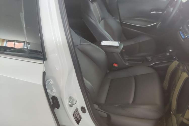 Used Toyota Levin 2023 2.0L Luxury Edition Right Front Seat