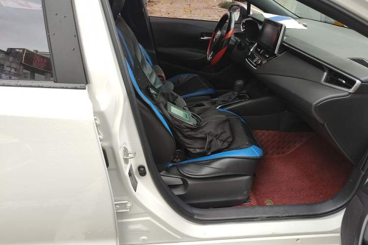 Used Toyota Levin 2023 185T CVT Luxury Edition Right Front Seat