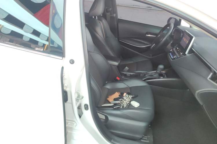 Used Toyota Levin 2023 2.0L Luxury Edition Right Front Seat
