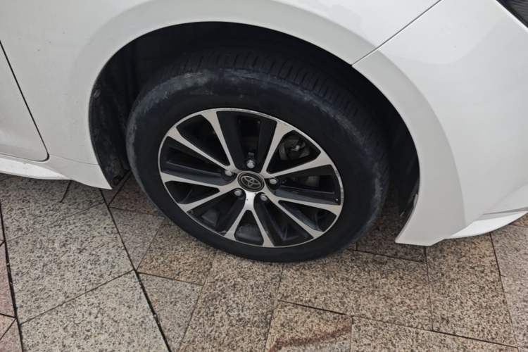 Used Toyota Levin 2023 185T CVT Luxury Edition Right Front Wheel Hub