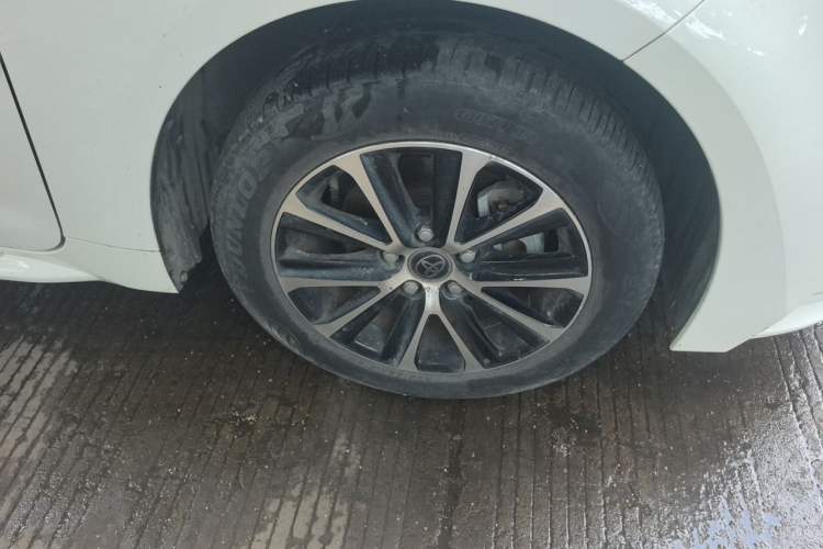 Used Toyota Levin 2023 185T CVT Luxury Edition Right Front Wheel Hub