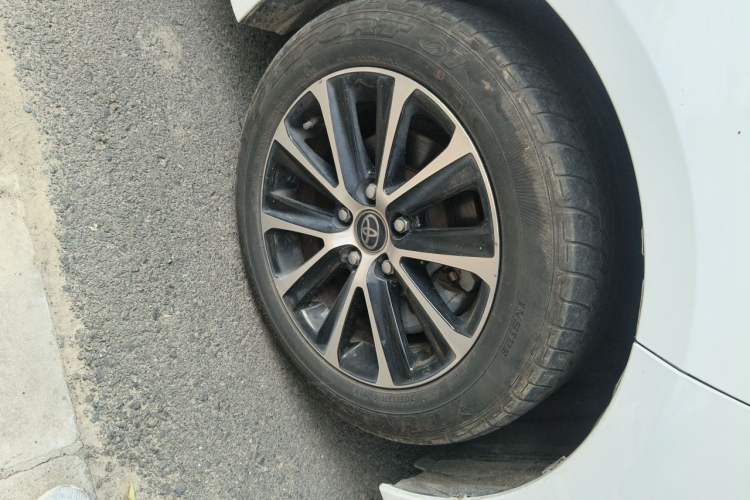 Used Toyota Levin 2023 Smart Electric Hybrid Dual-Engine 1.8L Leading Edition Right Front Wheel Hub