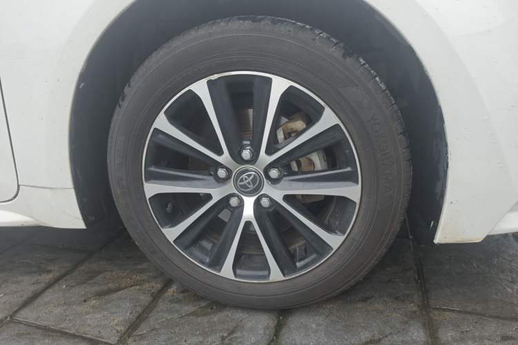Used Toyota Levin 2023 Smart Electric Hybrid Dual-Engine 1.8L Leading Edition Right Front Wheel Hub