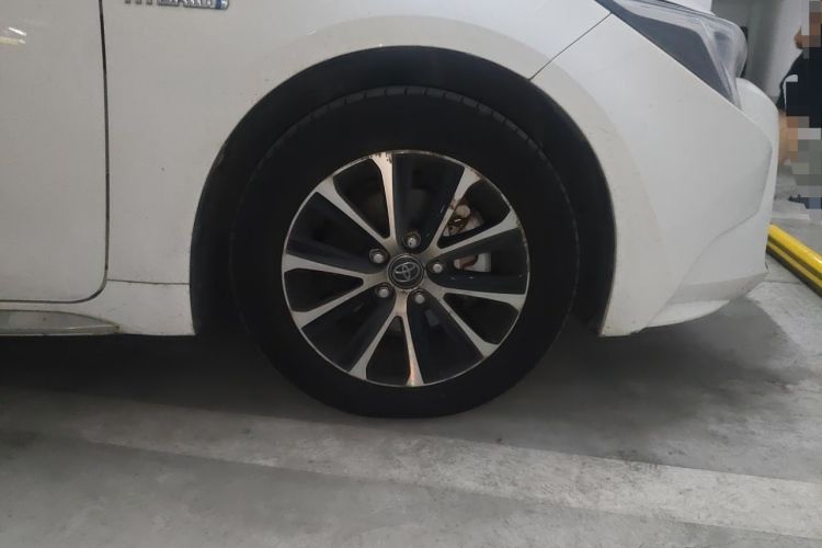 Used Toyota Levin 2023 Smart Electric Hybrid Dual-Engine 1.8L Luxury Edition Right Front Wheel Hub
