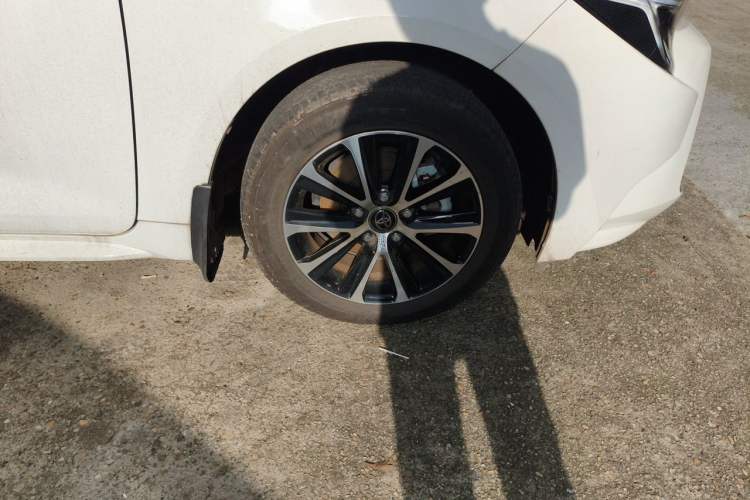 Used Toyota Levin 2023 185T CVT Luxury Edition Right Front Wheel Hub