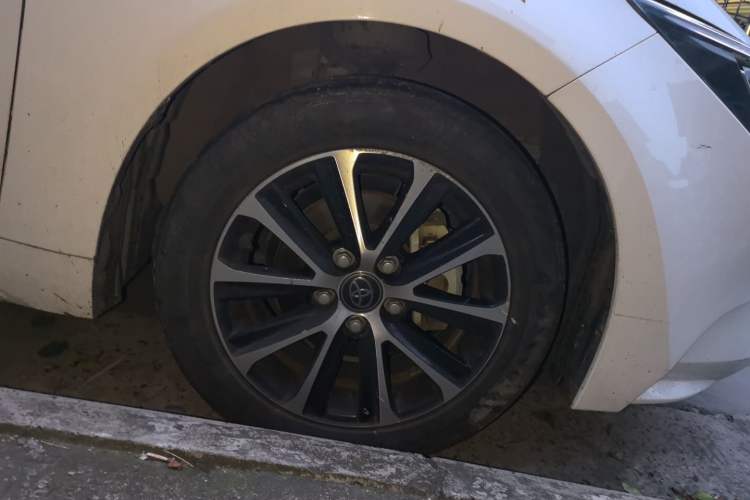 Used Toyota Levin 2023 Smart Electric Hybrid Dual-Engine 1.8L Leading Edition Right Front Wheel Hub