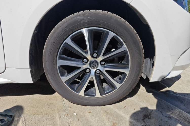 Used Toyota Levin 2023 Smart Electric Hybrid Dual-Engine 1.8L Leading Edition Right Front Wheel Hub