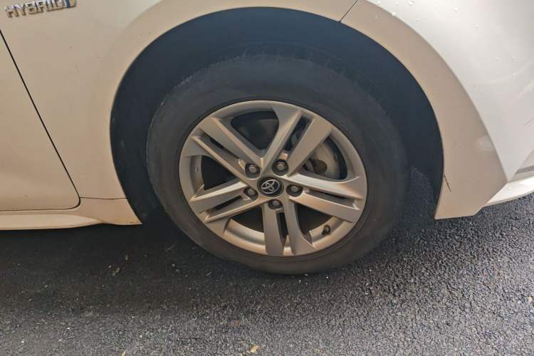 Used Toyota Levin 2023 Smart Electric Hybrid Dual-Engine 1.8L Leading Edition Right Front Wheel Hub
