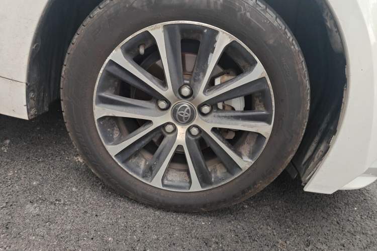 Used Toyota Levin 2023 Smart Electric Hybrid Dual-Engine 1.8L Leading Edition Right Front Wheel Hub