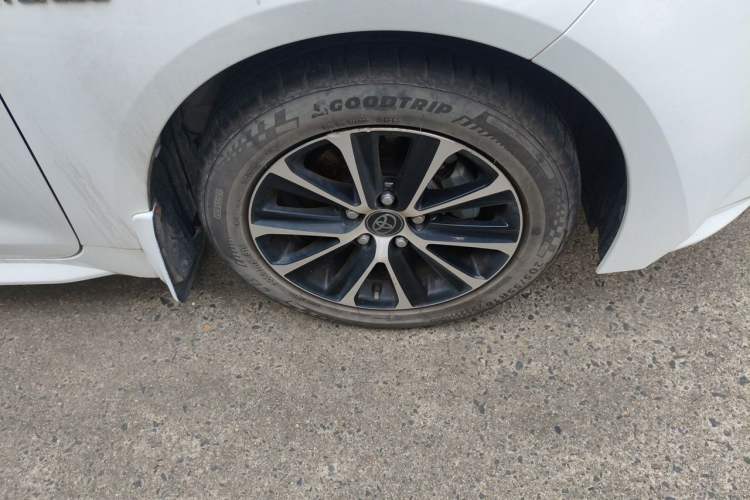 Used Toyota Levin 2023 Smart Electric Hybrid Dual-Engine 1.8L Luxury Edition Right Front Wheel Hub
